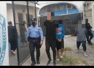 Capturan a tres individuos que tenían privados de su libertad a varias personas en Cortés