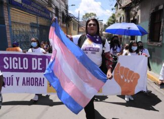 Mujeres hondureñas alzan su voz para exigir salud y educación sexual integral