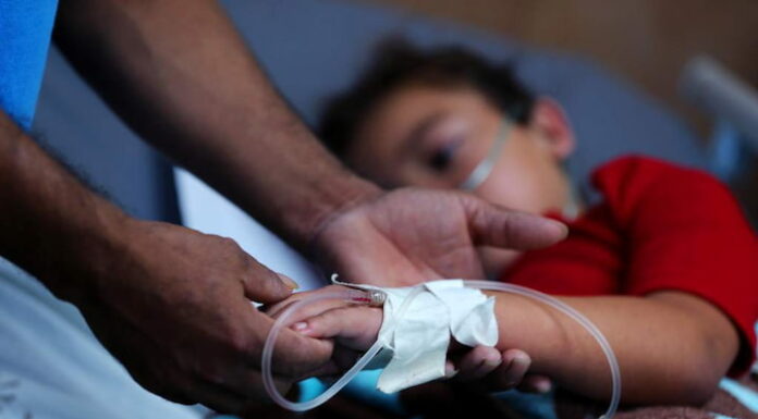 Aumentan los casos de dengue en menores, señala el doctor Umaña