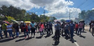 Maestros interinos se preparan para protestar contra la derogación del decreto 100-2021