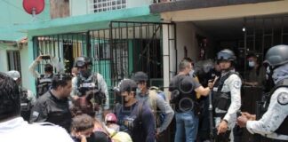 Hallan a 58 migrantes hacinados en viviendas en el estado mexicano de Tabasco