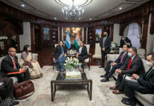 La presidenta de Honduras y la canciller de India dialogan sobre intereses mutuos