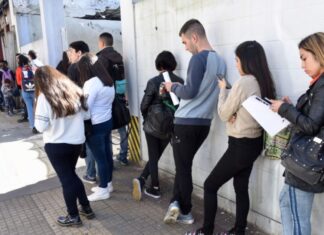 Estudio revela la escasa inserción laboral de los jóvenes en Iberoamérica