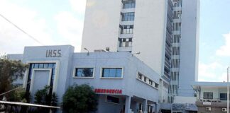 Muere mujer tras lanzarse del octavo piso del Instituto Hondureño de Seguridad Social en Tegucigalpa