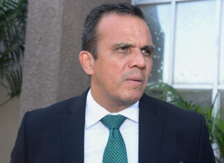 El abogado Raúl Suazo señala que: «Es inconstitucional lo que se está haciendo con la Uferco»