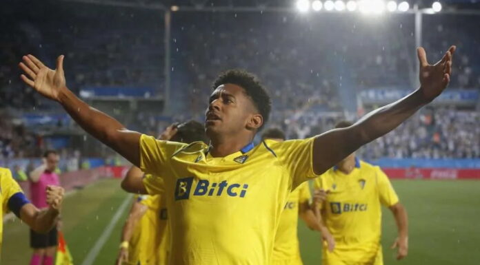 El Choco Lozano anota gol y salva al Cádiz del descenso en la Liga Española