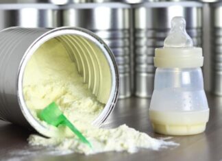 La Casa Blanca defiende entrega de leche infantil a bebés de indocumentados