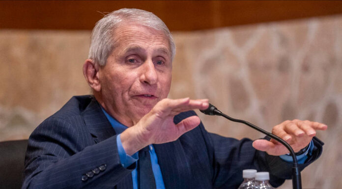 Anthony Fauci, epidemiólogo jefe de EE.UU., da positivo a coronavirus