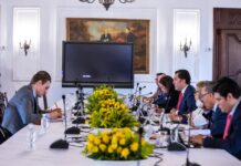 El FMI se reúne con el gabinete económico para continuar el trabajo con el gobierno de la presidenta Castro