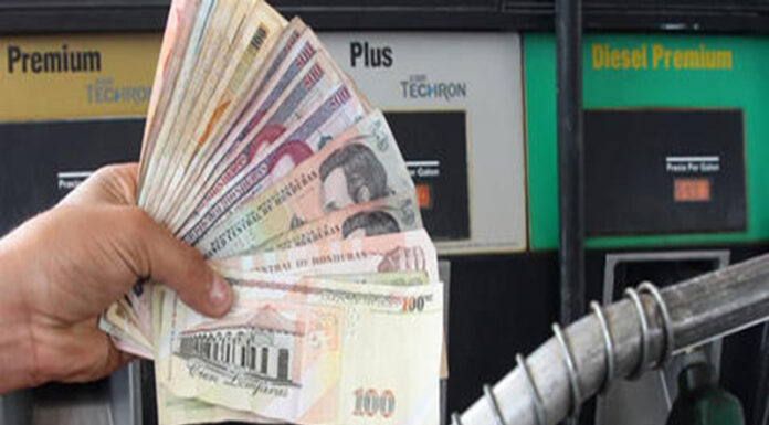 Recomiendan al gobierno revisar la formula de los combustibles para obtener precios justos