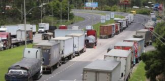 Transportistas de carga anuncian que harán un aumento de 1 un dólar por kilómetro recorrido en Honduras