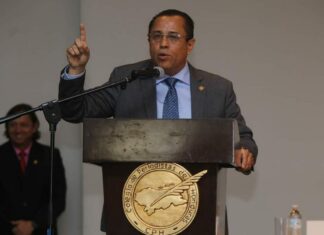 Expresidente del CPH denuncia y responsabiliza a Luis Redondo por una supuesta campaña de desprestigio