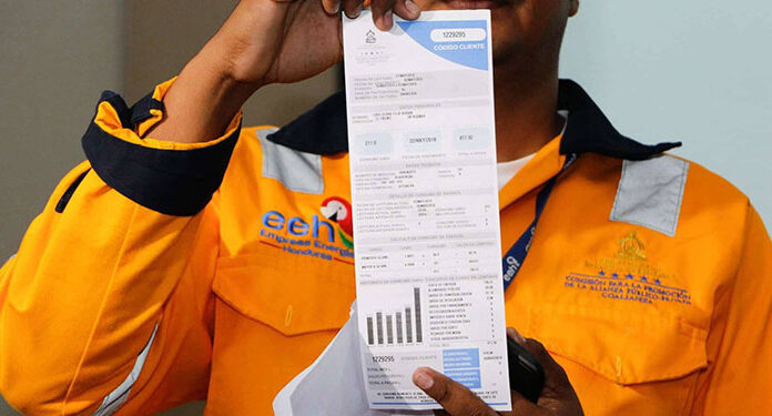 La Comisión Reguladora de Energía Eléctrica consultará si se debe modificar el reglamento para el cálculo de tarifas