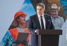 Empresarios critican que el “el país va muy lento” y urge trabajar hacia el futuro