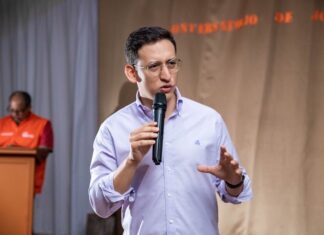 Rolando Barahona pasa a ser un diputado independiente tras ser expulsado del PN