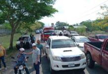 Productores de leche se toman varias carreteras en Olancho