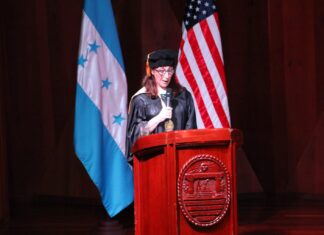 La UNAH entrega reconocimiento de Doctorado Honoris Causa a la científica hondureña, María Bottazzi