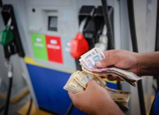 A partir del lunes el galón de gasolina súper costará 145 lempiras