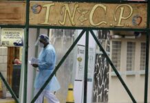 Unos 18 médicos del Hospital El Tórax se encuentran contagiados con Covid-19 y habilitarán más salas para pacientes