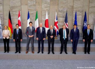 Líderes de la OTAN aprueban multiplicar sus tropas en el este de Europa