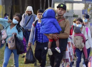 Defensora de DDHH dice que las caravanas de migrantes continuarán mientras no se elimine la corrupción, el desempleo y la inseguridad