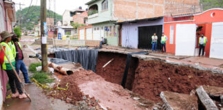 Socavón en colonia Prados Universitarios obligará a demoler parcialmente 4 casas
