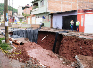 Socavón en colonia Prados Universitarios obligará a demoler parcialmente 4 casas