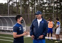 Diego Vázquez aún no firma con el Municipal de Guatemala y podría quedarse dirigiendo la H