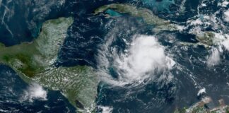 Nicaragua vigila disturbio que amenaza con ser huracán en el océano Atlántico