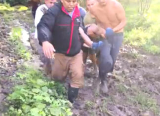 Dos jóvenes fueron arrastrados en su camioneta por las aguas del Río Choluteca, uno fue rescatado con vida el otro se encuentra desaparecido