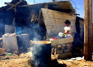 Un bajo crecimiento económico y la corrupción mantienen a Honduras sumida en la pobreza, según estudio