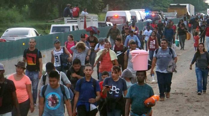 Comisionada de DDHH pide a Honduras aprobar una ley para proteger a los desplazados