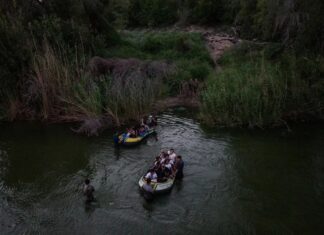 Cinco migrantes murieron ahogados en canales fronterizos entre México y EE. UU.