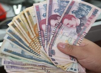 En riesgo el pago del decimocuarto salario para 300 mil empleados en Honduras