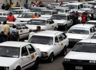Suspenden temporalmente el incremento de 3 lempiras al taxi colectivo en San Pedro Sula