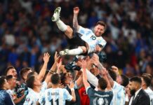 La selección de Argentina derrota 3-0 a Italia en la Finalissima