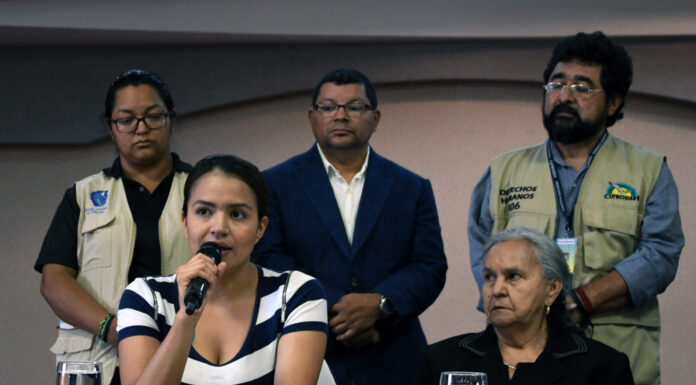 La familia de Berta Cáceres busca sentar un precedente con demanda contra el FMO