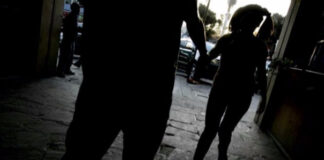 Rescatan a 10 niñas víctimas de una red de trata en Roatán