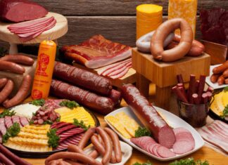 Informe oficial francés vinculará carne procesada con cáncer, según prensa