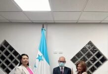 La doctora Yadira Álvarez es juramentada como subdirectora del IHSS