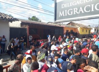 Después de dos meses y medio no se ha publicado la amnistía migratoria aprobada por el CN