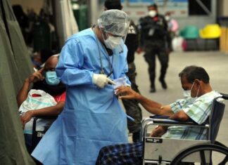 Científico hondureño alerta que «Es falso que la nueva variante de COVID solo son síntomas leves»