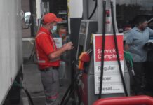 La gasolina súper tendrá rebaja de más de 5 lempiras y la regular más de 4 a partir del lunes