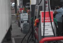 La gasolina súper bajará más de L. 5 lempiras y la regular más de L. 4 a partir de este lunes en el país