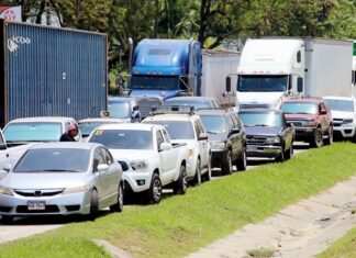 Importadores de vehículos también amenazan con realizar una paralización este lunes