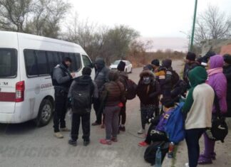 Detienen en Florida a conductor de furgoneta con ocho indocumentados