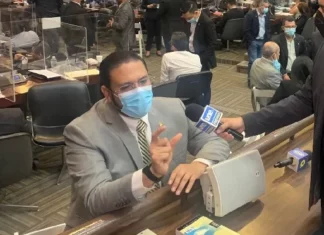 Suspenden primera audiencia a diputado Rivera señalado de violencia contra la mujer por incapacidad médica