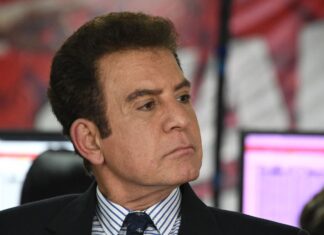 Salvador Nasralla señala que: «No haría alianza con Libre porque no cumplieron lo que firmamos»