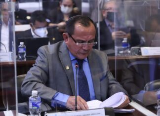 Diputado del partido Libre presenta proyecto de derogación a los delitos contra el honor