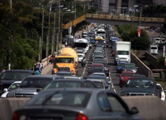 Los capitalinos pagarán un 6.18% más por matricula vehicular correspondiente al año 2022